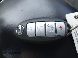2016 Nissan Rogue SV z VIN KNMAT2MV8GP710455, wystawiony jako IAAI lot #41956161 z przebiegiem 134 612 mil mil oraz . Historia ofert i sprzedaży dostępna na DreamBid. Obrazek 11.