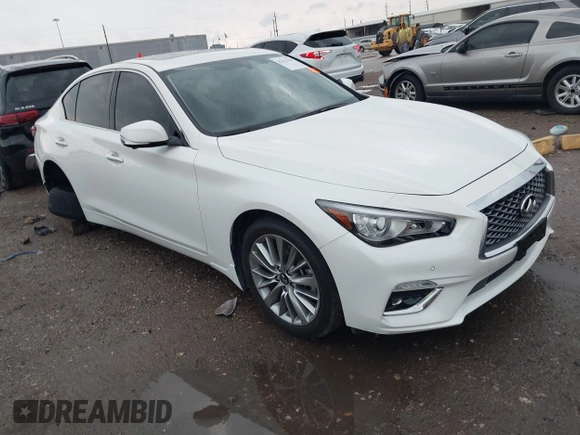 2024 Infiniti Q50 Luxe with VIN JN1EV7BP2RM600585, listed as a IAAI auction lot 41112238 with 5,016 mi miles and . Bid and sale history available at DreamBid. Image 1.