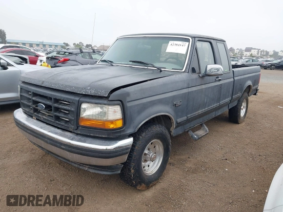 1995 Ford F-150 with VIN 1FTEX14N3SKC22102, listed as a IAAI auction lot 42384147 with 227,870 mi miles and . Bid and sale history available at DreamBid. Image 2.