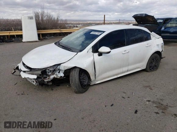 2022 Toyota Corolla LE with VIN JTDEPMAE1N3029242, listed as a Copart auction lot 45032755 with 37,399 mi miles and Salvage Title. Bid and sale history available at carsss.com. Image 1.