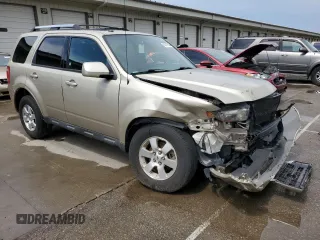 2010 Ford Escape Limited z VIN 1FMCU9EG2AKB77985, wystawiony jako Copart lot #56747655 z przebiegiem 88 362 mil mil oraz Szkoda całkowita • Salvage title. Historia ofert i sprzedaży dostępna na DreamBid. Obrazek 4.