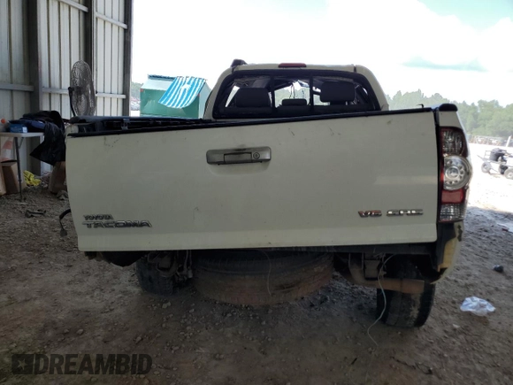 2005 Toyota Tacoma with VIN 3TMMU52N65M001833, listed as a Copart auction lot 62111395 with Not provided miles and Salvage title. Bid and sale history available at DreamBid. Image 6.