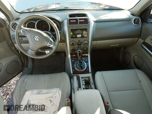 2006 Suzuki Grand Vitara Luxury with VIN JS3TD947264102089, listed as a Copart auction lot 83253274 with 138,505 mi miles and Clean title. Bid and sale history available at DreamBid. Image 8.