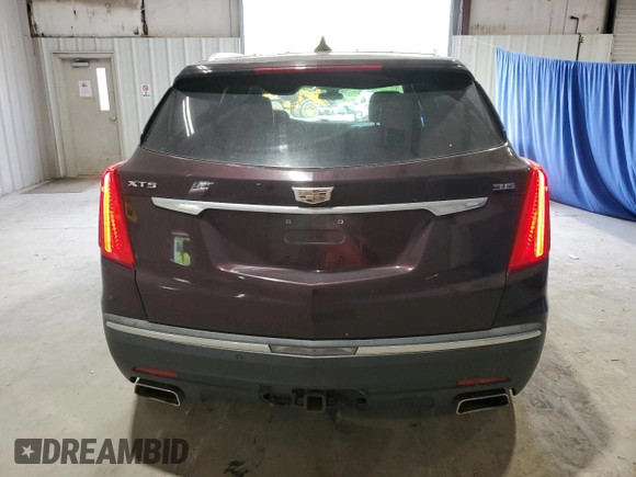 2017 Cadillac XT5 Luxury FWD z VIN 1GYKNBRS7HZ235961, wystawiony jako Copart lot #64509165 z przebiegiem 215 573 mil mil oraz Czysty tytuł • Clean title. Historia ofert i sprzedaży dostępna na DreamBid. Obrazek 12.