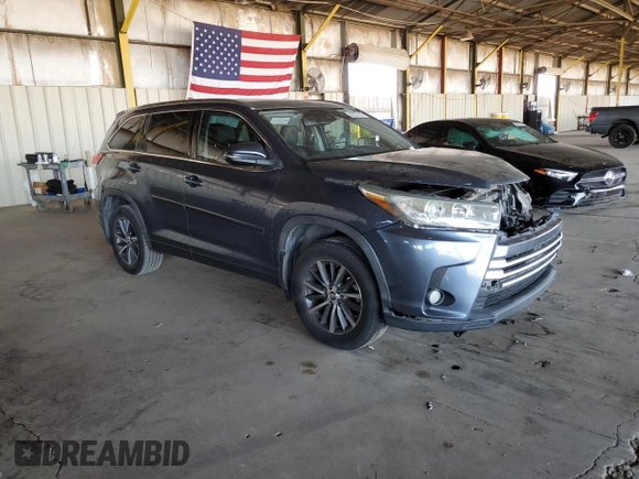 2017 Toyota Highlander XLE with VIN 5TDJZRFH5HS462350, listed as a Copart auction lot 63927495 with 143,051 mi miles and Salvage title. Bid and sale history available at DreamBid. Image 4.