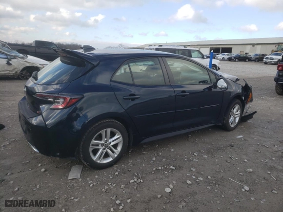 2020 Toyota Corolla Hatchback SE with VIN JTNB4RBE0L3088430, listed as a Copart auction lot 86155684 with 0 mi miles and Salvage Title. Bid and sale history available at carsss.com. Image 3.