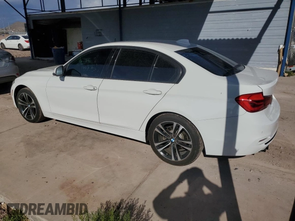 2018 BMW 3 Series 330i z VIN WBA8B9G51JNU98178, wystawiony jako Copart lot #52147575 z przebiegiem 66 695 mil mil oraz Szkoda całkowita • Salvage title. Historia ofert i sprzedaży dostępna na DreamBid. Obrazek 2.