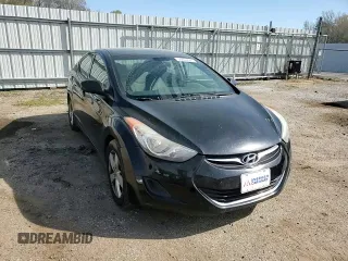 2013 Hyundai Elantra GLS z VIN 5NPDH4AE6DH384354, wystawiony jako Copart lot #50653675 z przebiegiem 165 375 mil mil oraz Szkody całkowita. Historia ofert i sprzedaży dostępna na DreamBid. Obrazek 11.