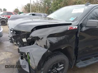 2020 Chevrolet Silverado 1500 Custom Trail Boss with VIN 1GCPYCEF0LZ358642, listed as a IAAI auction lot 41686287 with 64,740 mi miles and . Bid and sale history available at DreamBid. Image 18.