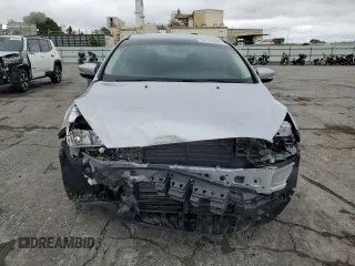 2017 Ford Focus SE z VIN 1FADP3F28HL270925, wystawiony jako Copart lot #56149505 z przebiegiem 27 544 mil mil oraz Szkoda całkowita • Salvage title. Historia ofert i sprzedaży dostępna na DreamBid. Obrazek 5.