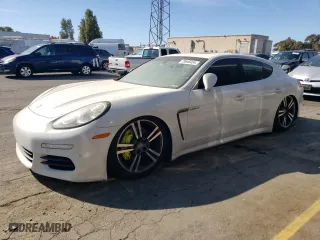 2014 Porsche Panamera S E-Hybrid with VIN WP0AD2A70EL044747, listed as a Copart auction lot 73646454 with 94,594 mi miles and Non Repairable. Bid and sale history available at carsss.com. Image 1.