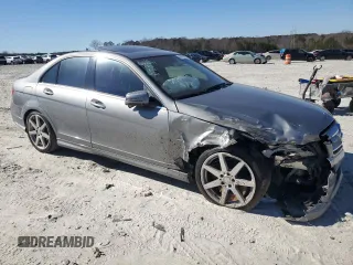 2013 Mercedes-Benz C 250 Sport z VIN WDDGF4HB8CR230272, wystawiony jako Copart lot #47411515 z przebiegiem 134 545 mil mil oraz Szkoda całkowita • Salvage title. Historia ofert i sprzedaży dostępna na DreamBid. Obrazek 4.
