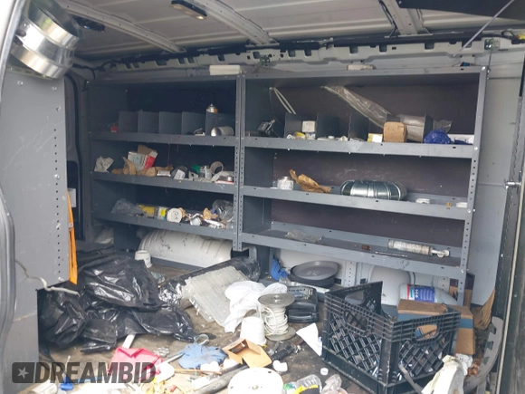 2018 Chevrolet Express Cargo с VIN 1GCWGAFP9J1337987, выставлен на аукционе IAAI как лот 42358735 с пробегом 83 798 миль миль и . История ставок и продаж доступна на DreamBid. Изображение 8.