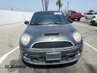 2011 MINI Hardtop S с VIN WMWSV3C54BTY12905, выставлен на аукционе Copart как лот 60280375 с пробегом 126 319 миль миль и Чистый • Clean title. История ставок и продаж доступна на DreamBid. Изображение 5.