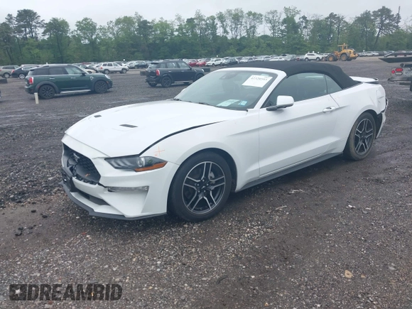 2022 Ford Mustang EcoBoost z VIN 1FATP8UH3N5104988, wystawiony jako IAAI lot #42320593 z przebiegiem 51 101 mil mil oraz . Historia ofert i sprzedaży dostępna na DreamBid. Obrazek 22.
