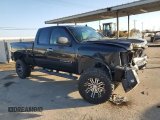 2007 Chevrolet Silverado 1500 LT w/1LT with VIN 2GCEC19C071731364, listed as a Copart auction lot 88822145 with 109,127 mi miles and Salvage Title. Bid and sale history available at carsss.com. Image 4.