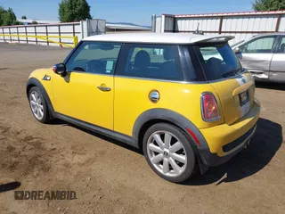 2008 MINI Hardtop S with VIN WMWMF73568TT91873, listed as a IAAI auction lot 42716448 with 77,617 mi miles and . Bid and sale history available at DreamBid. Image 3.