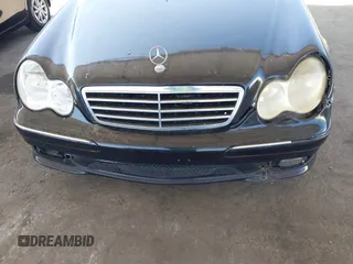 2007 Mercedes-Benz C 230 Sport z VIN WDBRF52H57F933629, wystawiony jako IAAI lot #42537760 z przebiegiem 153 487 mil mil oraz . Historia ofert i sprzedaży dostępna na DreamBid. Obrazek 6.