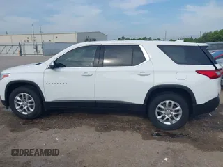 2021 Chevrolet Traverse LS z VIN 1GNERFKW7MJ169763, wystawiony jako IAAI lot #42041579 z przebiegiem 59 840 mil mil oraz . Historia ofert i sprzedaży dostępna na DreamBid. Obrazek 14.