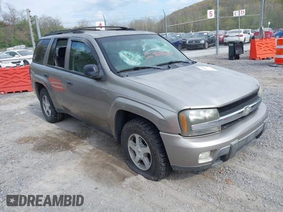 2002 Chevrolet TrailBlazer LTZ with VIN 1GNDT13S522148798, listed as a IAAI auction lot 42066656 with 175,907 mi miles and . Bid and sale history available at DreamBid. Image 1.