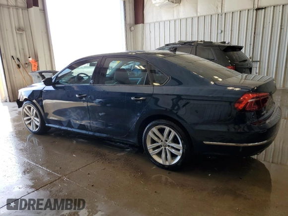 2019 Volkswagen Passat Wolfsburg Edition z VIN 1VWLA7A30KC009324, wystawiony jako Copart lot #56304615 z przebiegiem 77 480 mil mil oraz Szkoda całkowita • Salvage title. Historia ofert i sprzedaży dostępna na DreamBid. Obrazek 2.