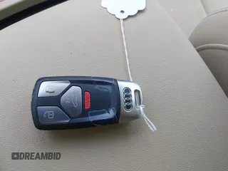 2023 Audi Q5 S line Premium Plus с VIN WA1E2AFY3P2087775, выставлен на аукционе IAAI как лот 42566888 с пробегом 10 456 миль миль и . История ставок и продаж доступна на DreamBid. Изображение 11.