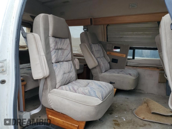 1993 Ford Econoline Cargo with VIN 1FDEE14N8PHA30213, listed as a Copart auction lot 88100175 with 87,897 mi miles and Clean Title. Bid and sale history available at carsss.com. Image 11.