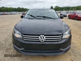 2013 Volkswagen Passat SE z VIN 1VWBH7A3XDC148855, wystawiony jako Copart lot #54300275 z przebiegiem 140 119 mil mil oraz Czysty tytuł • Clean title. Historia ofert i sprzedaży dostępna na DreamBid. Obrazek 5.