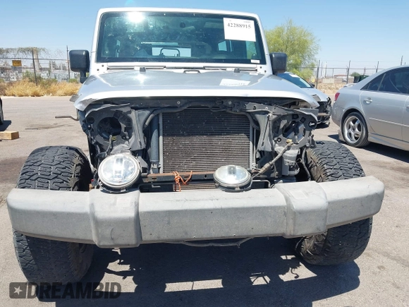 2008 Jeep Wrangler Unlimited X с VIN 1J4GA39198L547328, выставлен на аукционе IAAI как лот 42288915 с пробегом 175 015 миль миль и . История ставок и продаж доступна на DreamBid. Изображение 13.