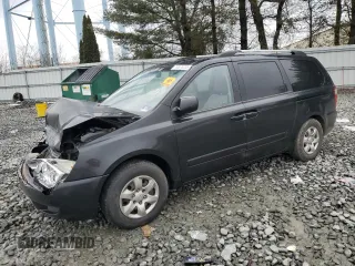 2009 Kia Sedona LX with VIN KNDMB233296320041, listed as a Copart auction lot 44970205 with 139,886 mi miles and Salvage Title. Bid and sale history available at carsss.com. Image 1.