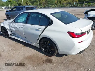 2020 BMW 3 Series 330i с VIN 3MW5R1J04L8B29799, выставлен на аукционе IAAI как лот 42124394 с пробегом 24 783 миль миль и . История ставок и продаж доступна на DreamBid. Изображение 3.