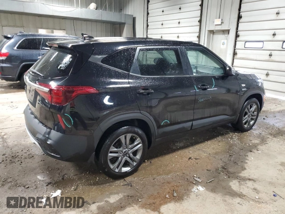 2021 Kia Seltos LX with VIN KNDEPCAA0M7144901, listed as a Copart auction lot 57679045 with 100,685 mi miles and Salvage title. Bid and sale history available at DreamBid. Image 3.