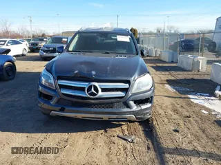 2016 Mercedes-Benz GL with VIN 4JGDF6EE3GA645328, listed as a IAAI auction lot 41502439 with 166,321 mi miles. Bid and sale history available at carsss.com. Image 11.