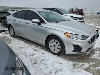2019 Ford Fusion S with VIN 3FA6P0G75KR275526, listed as a Copart auction lot 45416895 with 38,852 mi miles and Salvage Title. Bid and sale history available at DreamBid. Image 4.