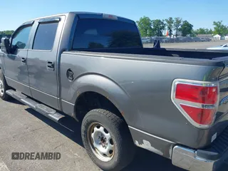 2009 Ford F-150 XL z VIN 1FTRW14819FB18628, wystawiony jako IAAI lot #42303828 z przebiegiem 193 672 mil mil oraz . Historia ofert i sprzedaży dostępna na DreamBid. Obrazek 19.