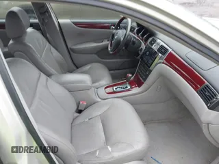 2003 Lexus ES 300 with VIN JTHBF30G130133021, listed as a IAAI auction lot 41848909 with 172,400 mi miles and . Bid and sale history available at DreamBid. Image 5.