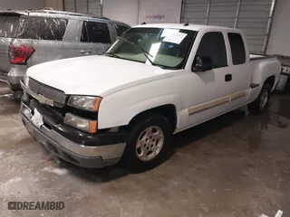 2004 Chevrolet Silverado 1500 LS with VIN 1GCEC19T44Z307589, listed as a IAAI auction lot 41561711 with 206,007 mi miles. Bid and sale history available at carsss.com. Image 18.