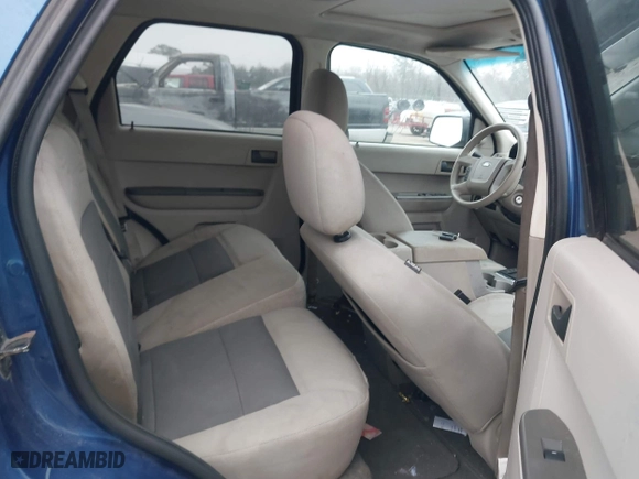 2008 Ford Escape XLT with VIN 1FMCU93Z38KD13961, listed as a IAAI auction lot 41798710 with 133,231 mi miles. Bid and sale history available at carsss.com. Image 8.