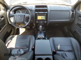 2010 Ford Escape Limited с VIN 1FMCU9EG4AKB62047, выставлен на аукционе Copart как лот 62946685 с пробегом 87 232 миль миль и Списание • Salvage title. История ставок и продаж доступна на DreamBid. Изображение 8.