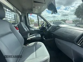 2018 Ford Transit with VIN 1FDYR5ZM6JKA80594, listed as a Copart auction lot 46126835 with 102,620 mi miles and Clean Title. Bid and sale history available at DreamBid. Image 6.