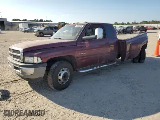 2001 Dodge Ram 3500 with VIN 1B7MC33671J502249, listed as a Copart auction lot 67999974 with 0 mi miles and Salvage Title. Bid and sale history available at carsss.com. Image 1.