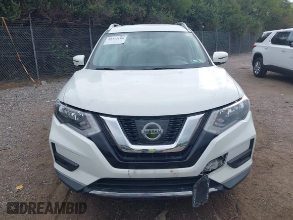 2017 Nissan Rogue SV with VIN KNMAT2MV9HP604372, listed as a IAAI auction lot 40372180 with 96,924 mi miles. Bid and sale history available at carsss.com. Image 13.