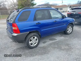 2008 Kia Sportage LX with VIN KNDJE723487477667, listed as a IAAI auction lot 41881032 with 225,840 mi miles and . Bid and sale history available at carsss.com. Image 4.