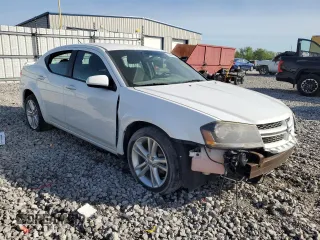 2014 Dodge Avenger SXT with VIN 1C3CDZCG8EN176338, listed as a Copart auction lot 52930355 with 76,836 mi miles and Clean title. Bid and sale history available at DreamBid. Image 4.
