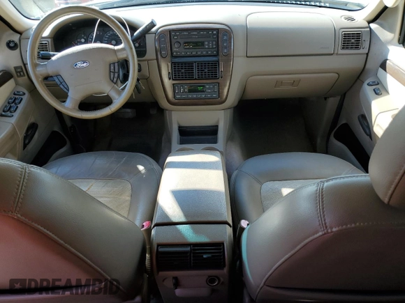 2003 Ford Explorer Eddie Bauer with VIN 1FMZU74K33UA69290, listed as a Copart auction lot 76154684 with 117,928 mi miles and Clean title. Bid and sale history available at DreamBid. Image 8.