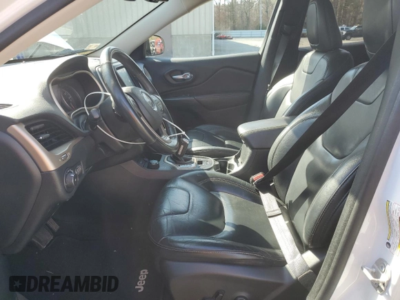 2016 Jeep Cherokee Limited with VIN 1C4PJMDB6GW261526, listed as a Copart auction lot 50379155 with 109,638 mi miles and Salvage title. Bid and sale history available at DreamBid. Image 7.