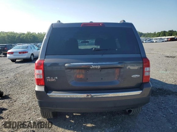 2016 Jeep Patriot High Altitude with VIN 1C4NJRFB1GD640043, listed as a Copart auction lot 83088634 with 117,643 mi miles and Salvage title. Bid and sale history available at DreamBid. Image 6.