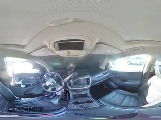 2021 GMC Acadia Denali z VIN 1GKKNPLSXMZ194932, wystawiony jako Copart lot #56885765 z przebiegiem Nie podano mil oraz Szkoda całkowita • Salvage title. Historia ofert i sprzedaży dostępna na DreamBid. Obrazek 15.