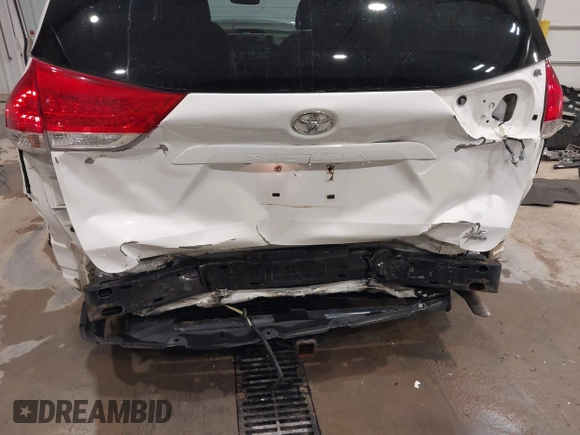2013 Toyota Sienna LE with VIN 5TDJK3DC2DS049479, listed as a IAAI auction lot 41322671 with 108,436 mi miles and . Bid and sale history available at DreamBid. Image 6.