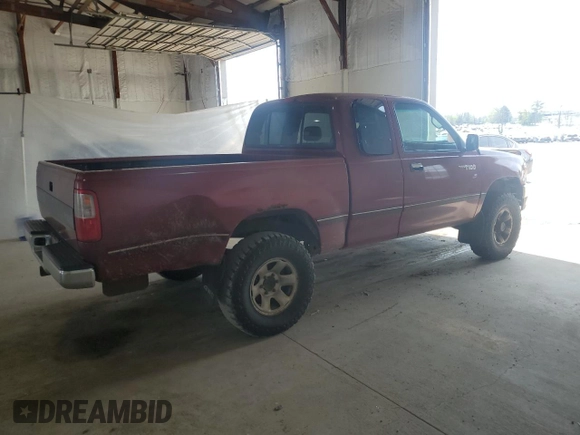 1997 Toyota T100 DX with VIN JT4UN22DXV0038731, listed as a Copart auction lot 52185665 with 268,281 mi miles and Salvage Title. Bid and sale history available at carsss.com. Image 3.
